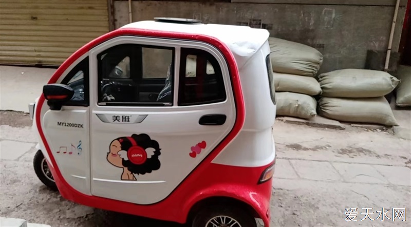 九成新三輪電動車轉(zhuǎn)讓